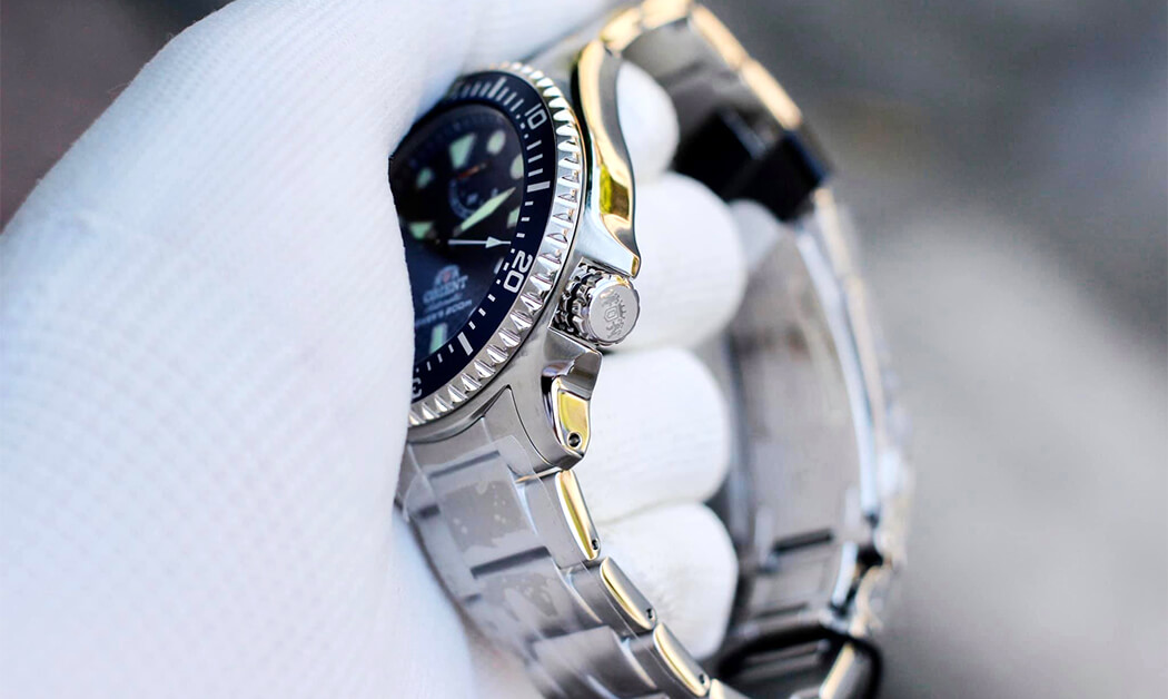 Đồng hồ Orient RA-EL0002L00B